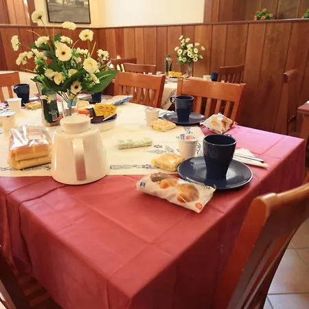 玛特尔德公寓 住宿加早餐酒店