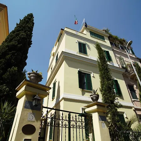 Residenza Matilde לינה וארוחת בוקר 4*